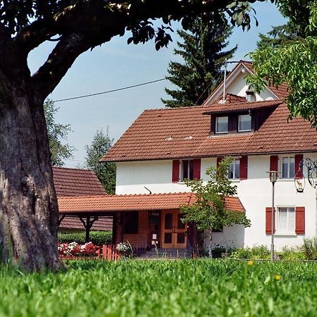 Gasthof Zum Hirsch ノイキルヒ エクステリア 写真