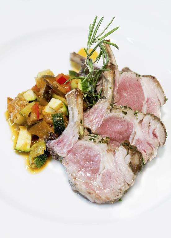 Gasthof Zum Hirsch ノイキルヒ エクステリア 写真