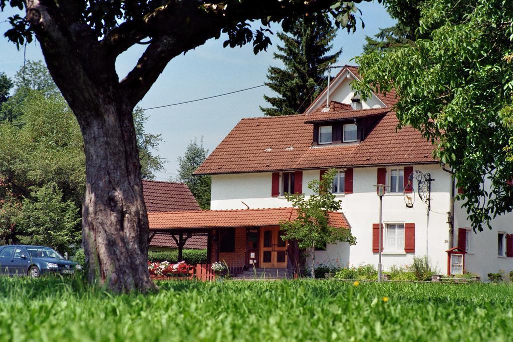 Gasthof Zum Hirsch ノイキルヒ エクステリア 写真